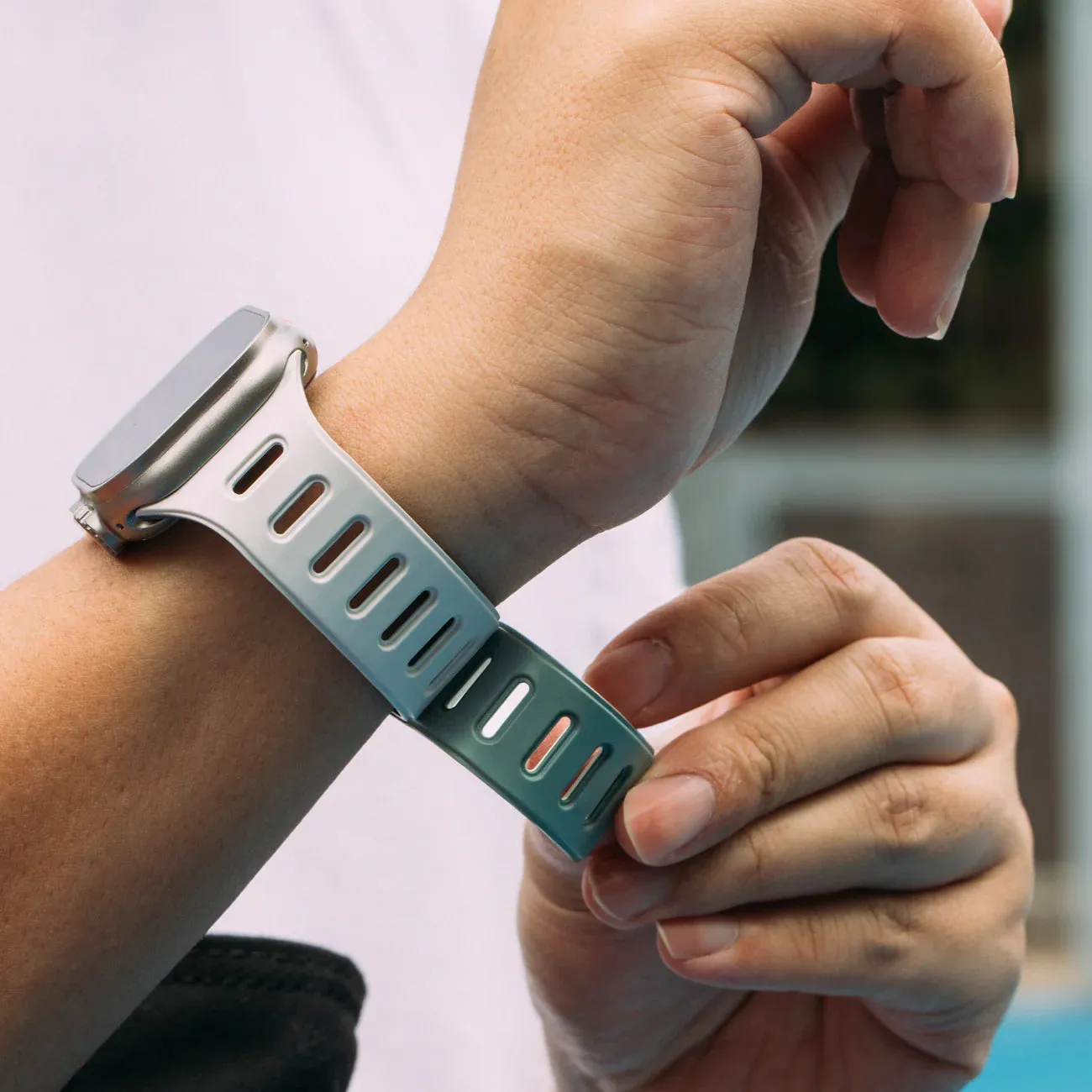 Active Magnetic Band for Apple Watch