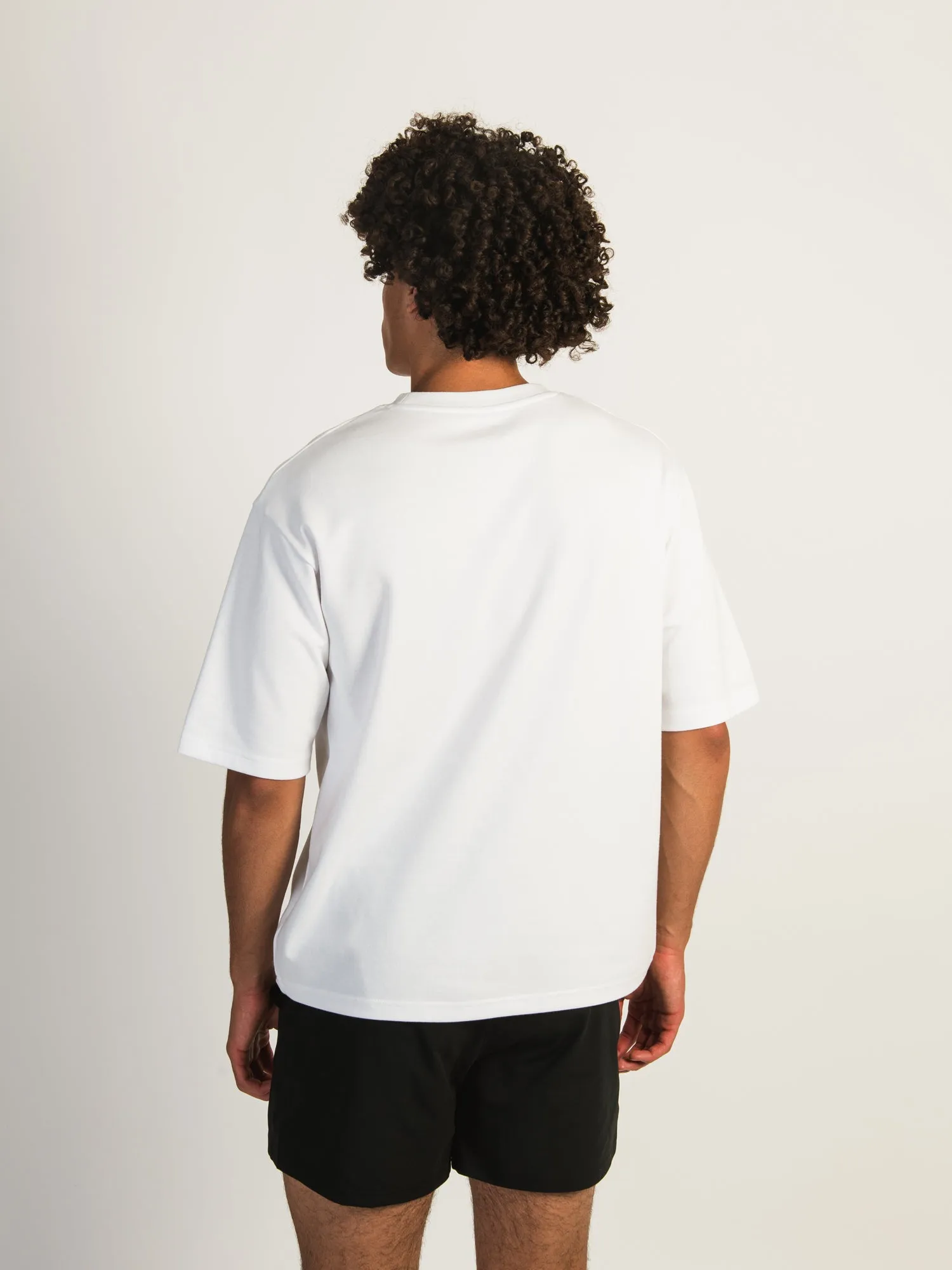 BOXY FIT TEE - WHITE