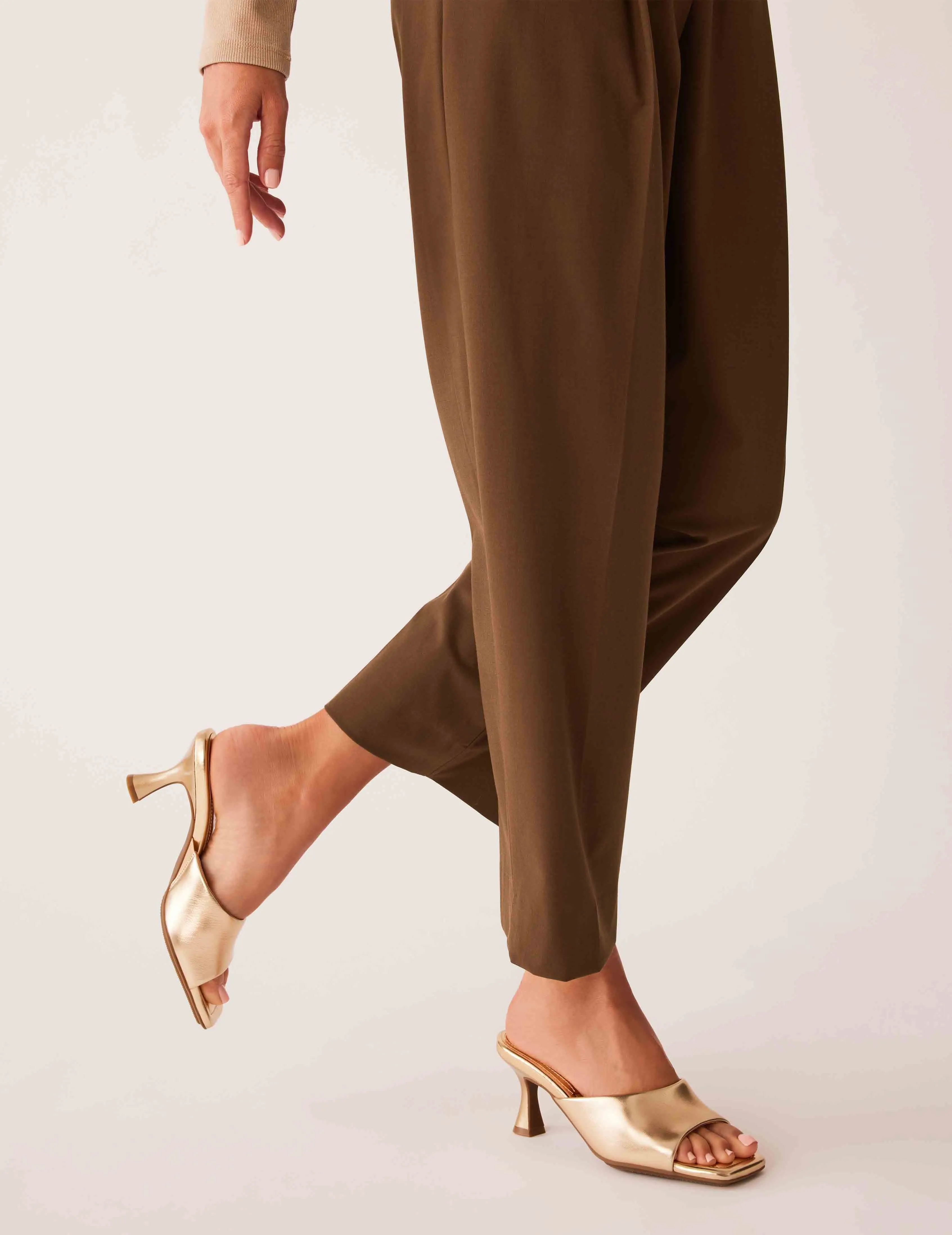 Jerilyn Heeled Mule