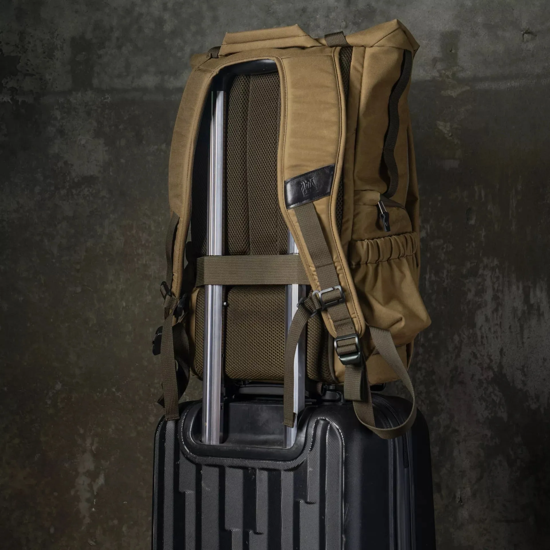New Pilot Travel Camera Backpack 18L