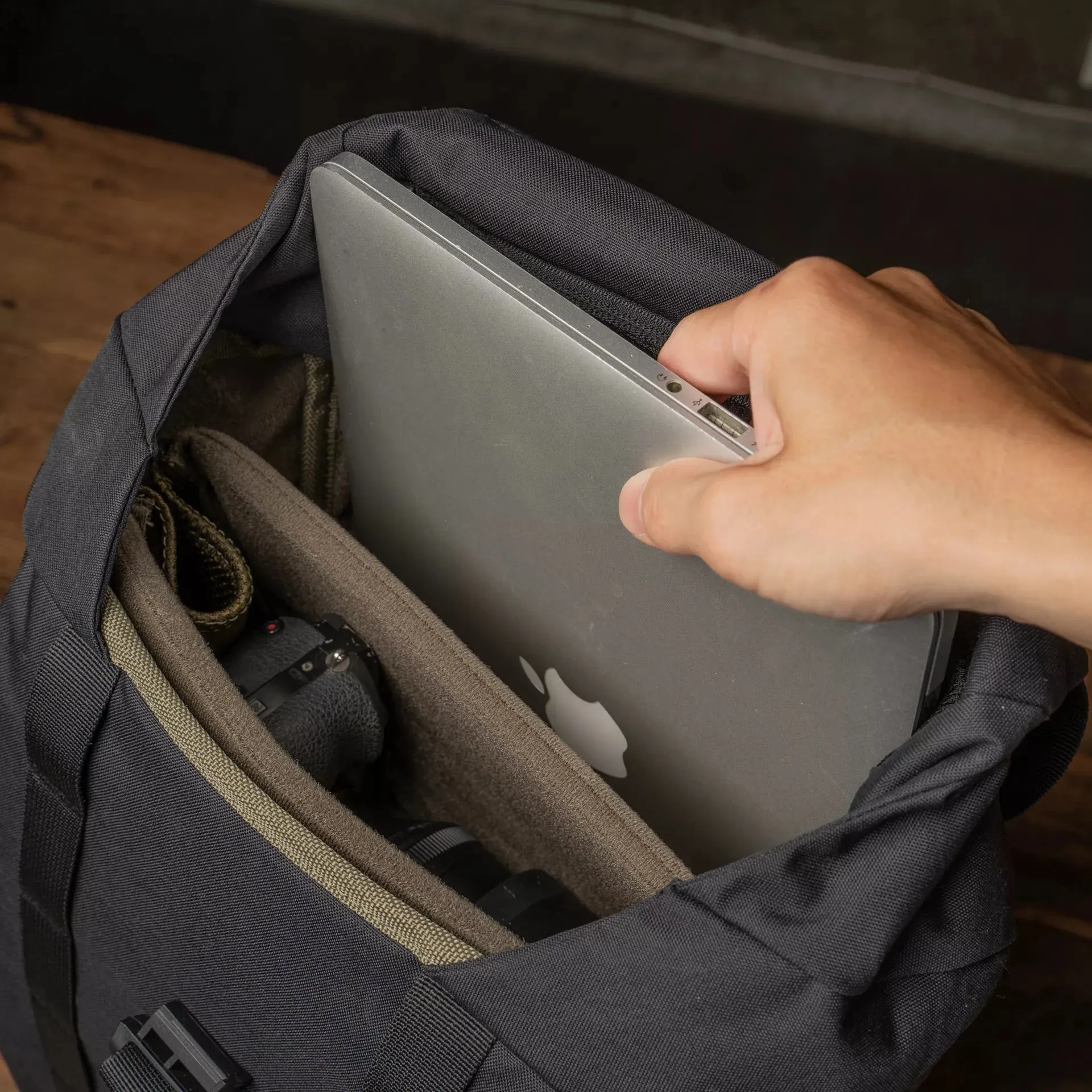 New Pilot Travel Camera Backpack 18L