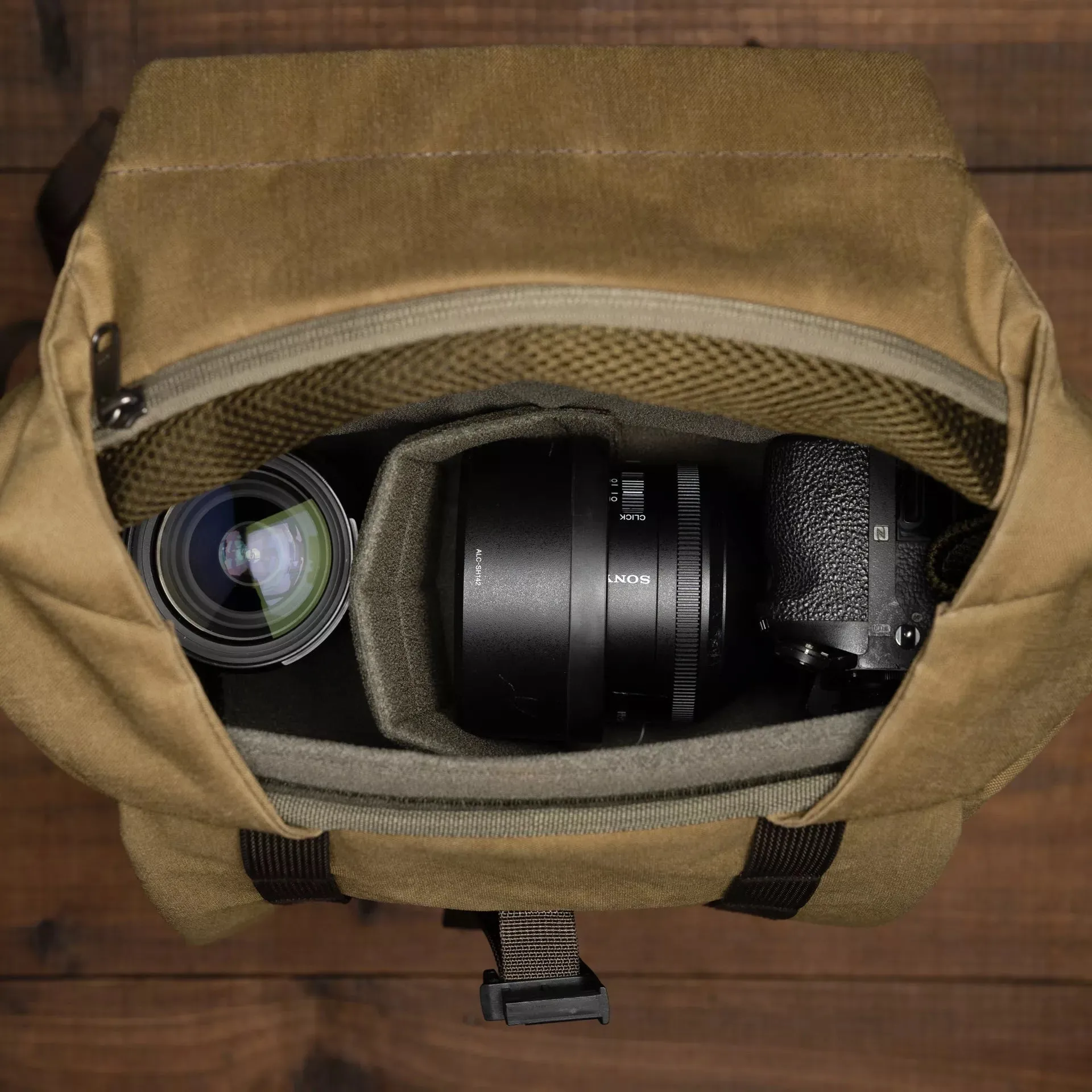 New Pilot Travel Camera Backpack 18L