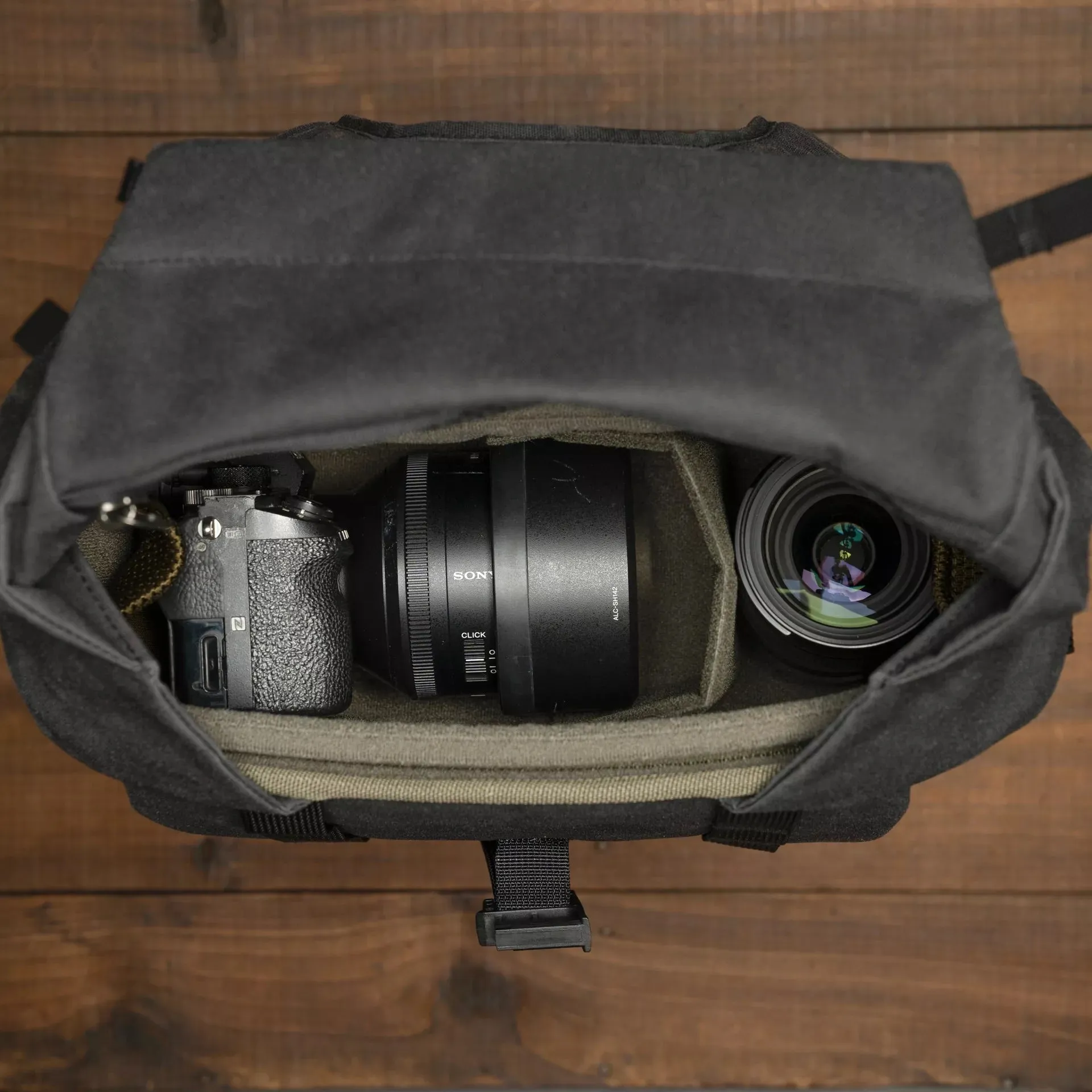 New Pilot Travel Camera Backpack 18L