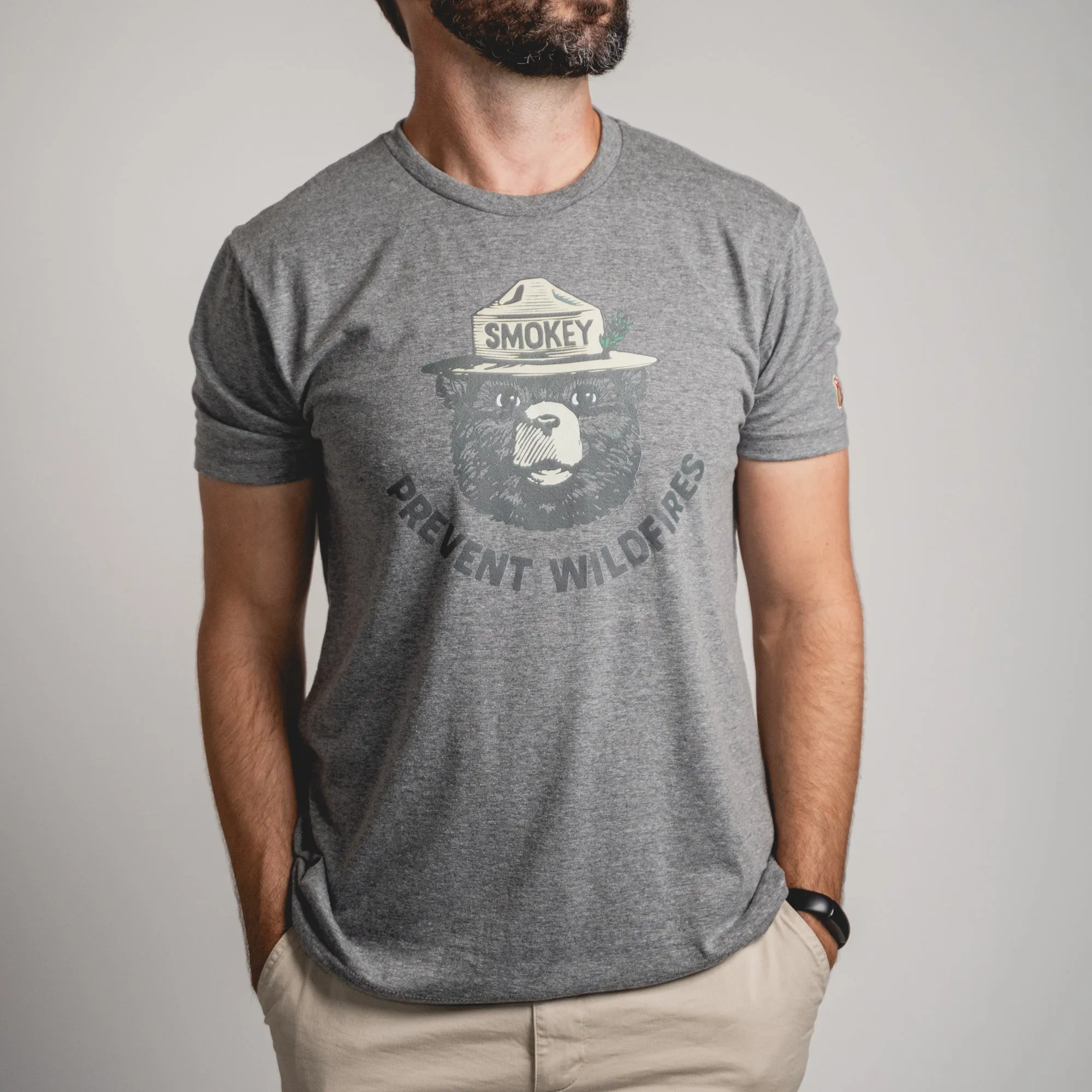 SMOKEY BEAR - CLASSIC (UNISEX)