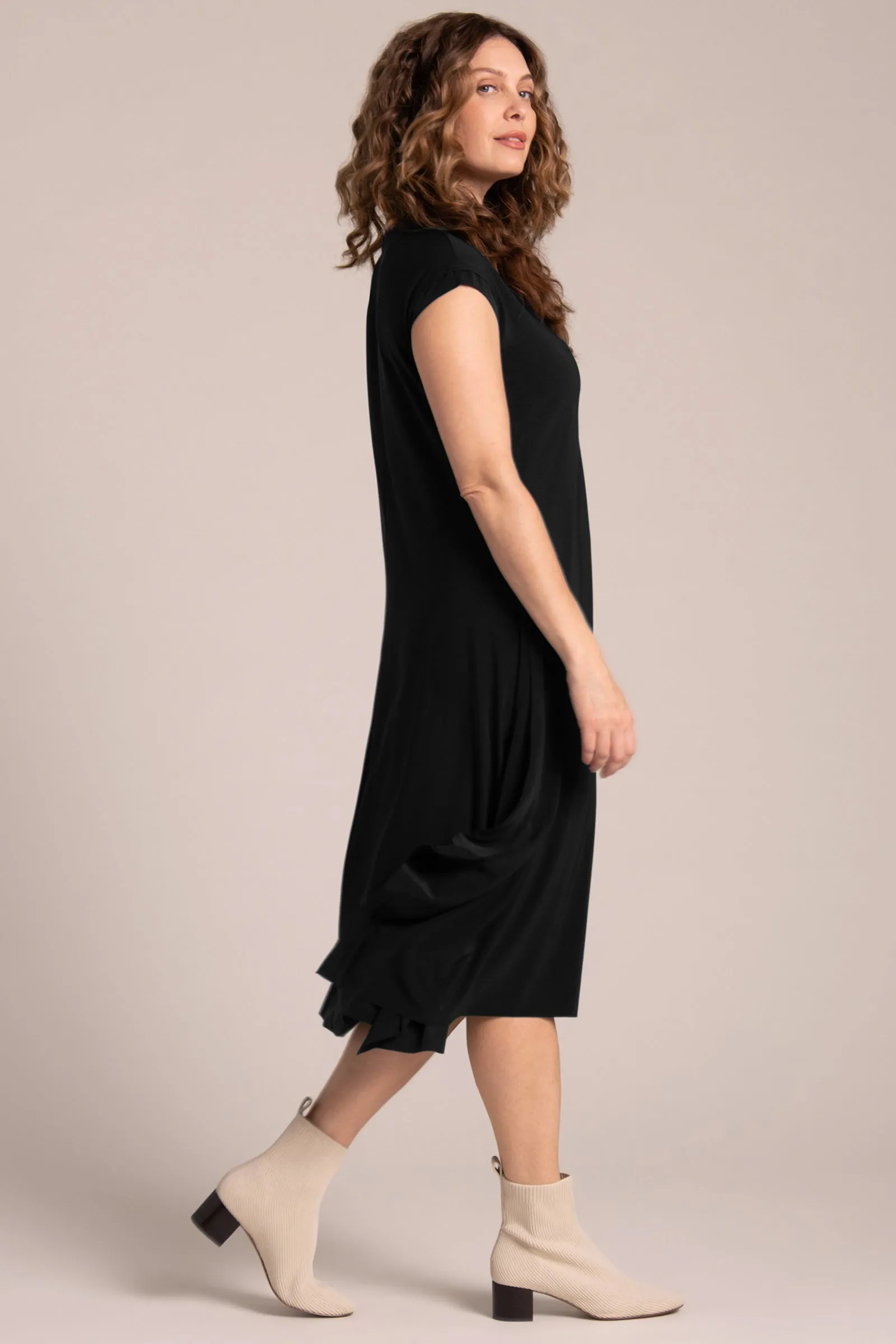 Splice V-Neck Dress | Black