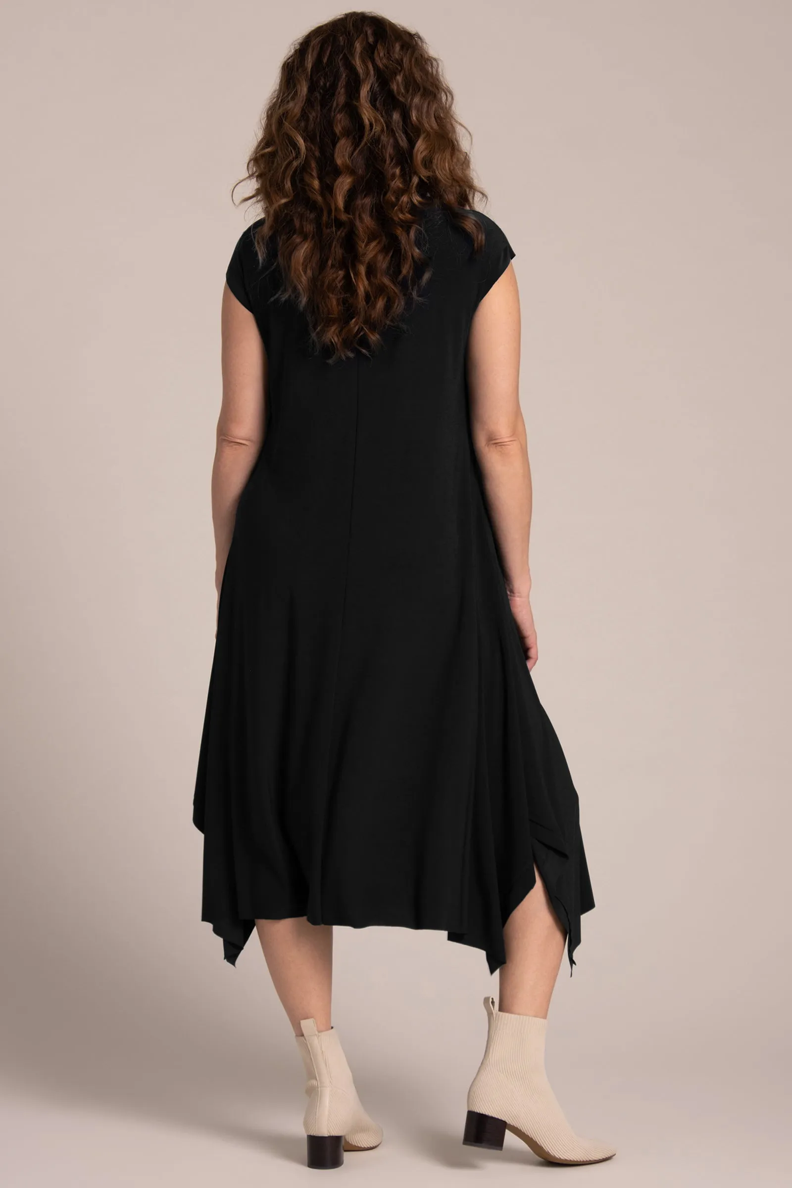 Splice V-Neck Dress | Black