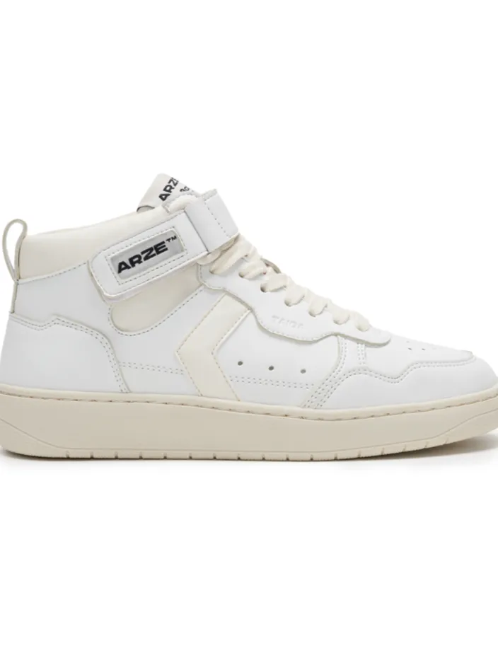 TAIGA HI - White