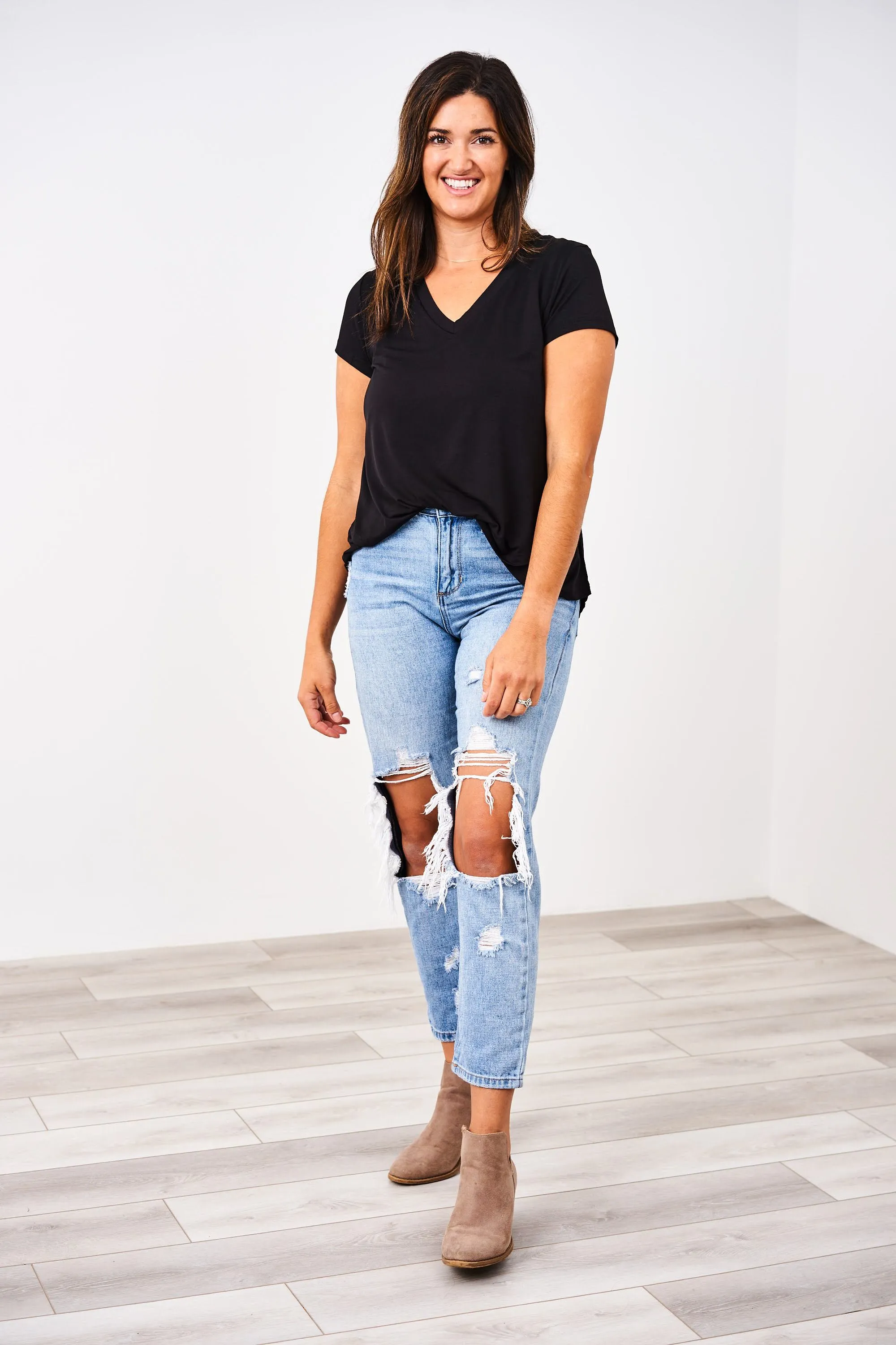 V-Neck Boyfriend Nursing Tee