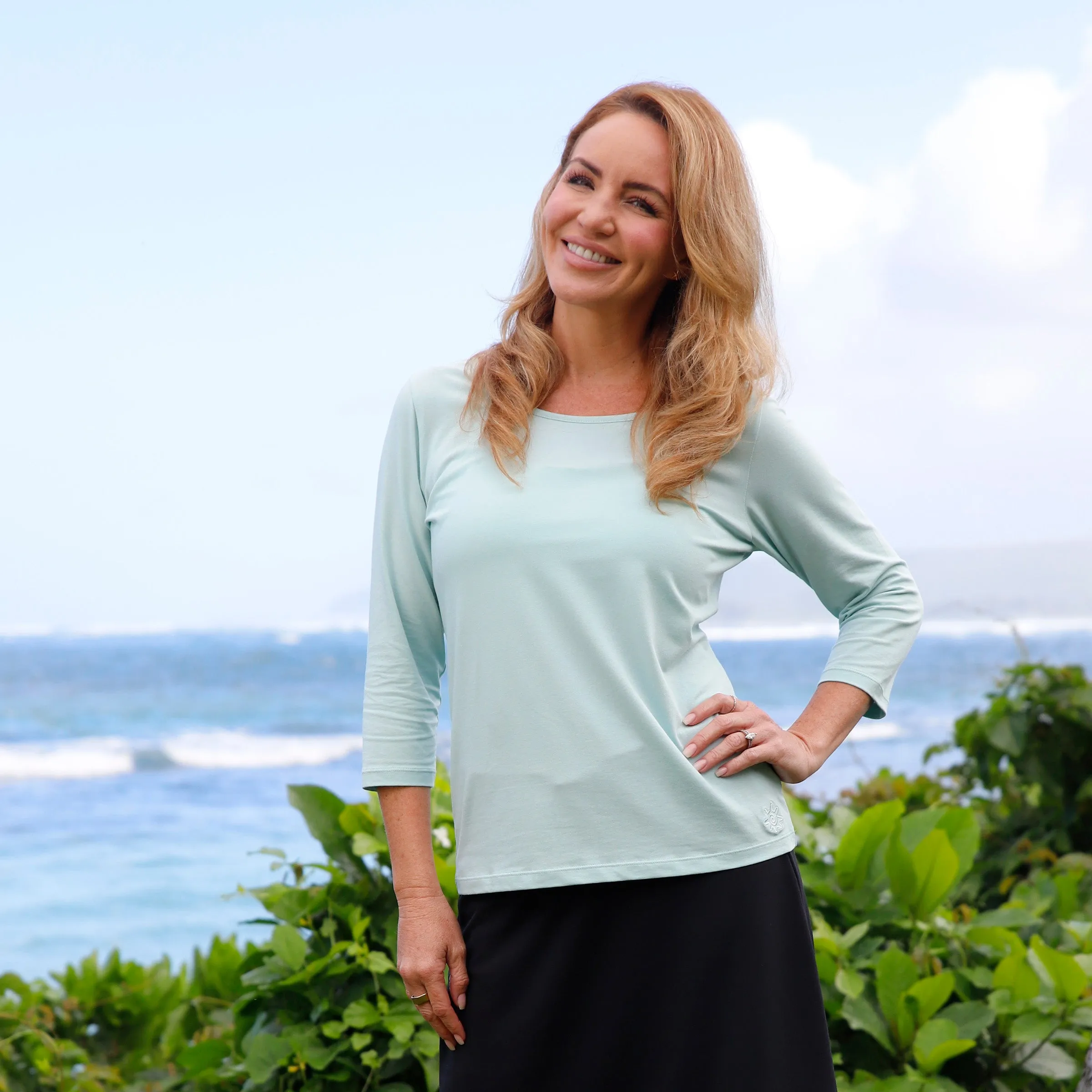 Women's 3/4 Sleeve Scoop Neck R&R Tee
